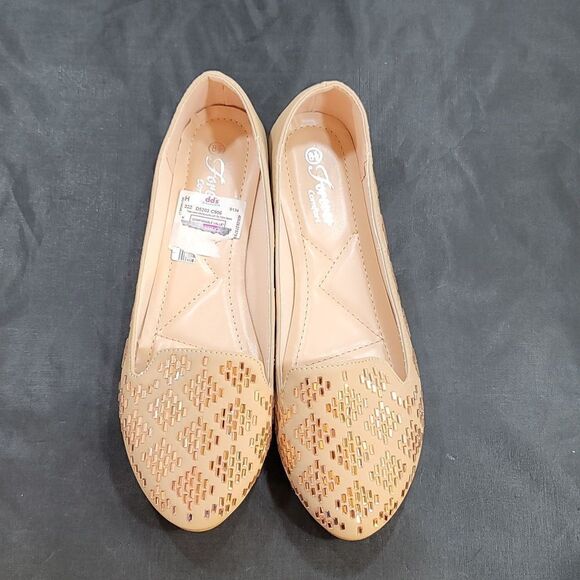 BRAND NEW FOREVER COMFORT RHINESTONE EMBROIDERED SLIP-ON WOMEN"S BALLET FLAT - Picture 3 of 16